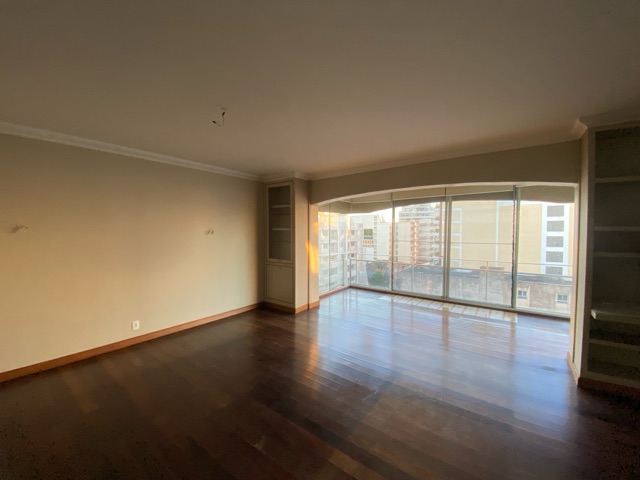 Apartamento 3 quartos e 4 banheiros, à venda, no bairro Centro em Pelotas
