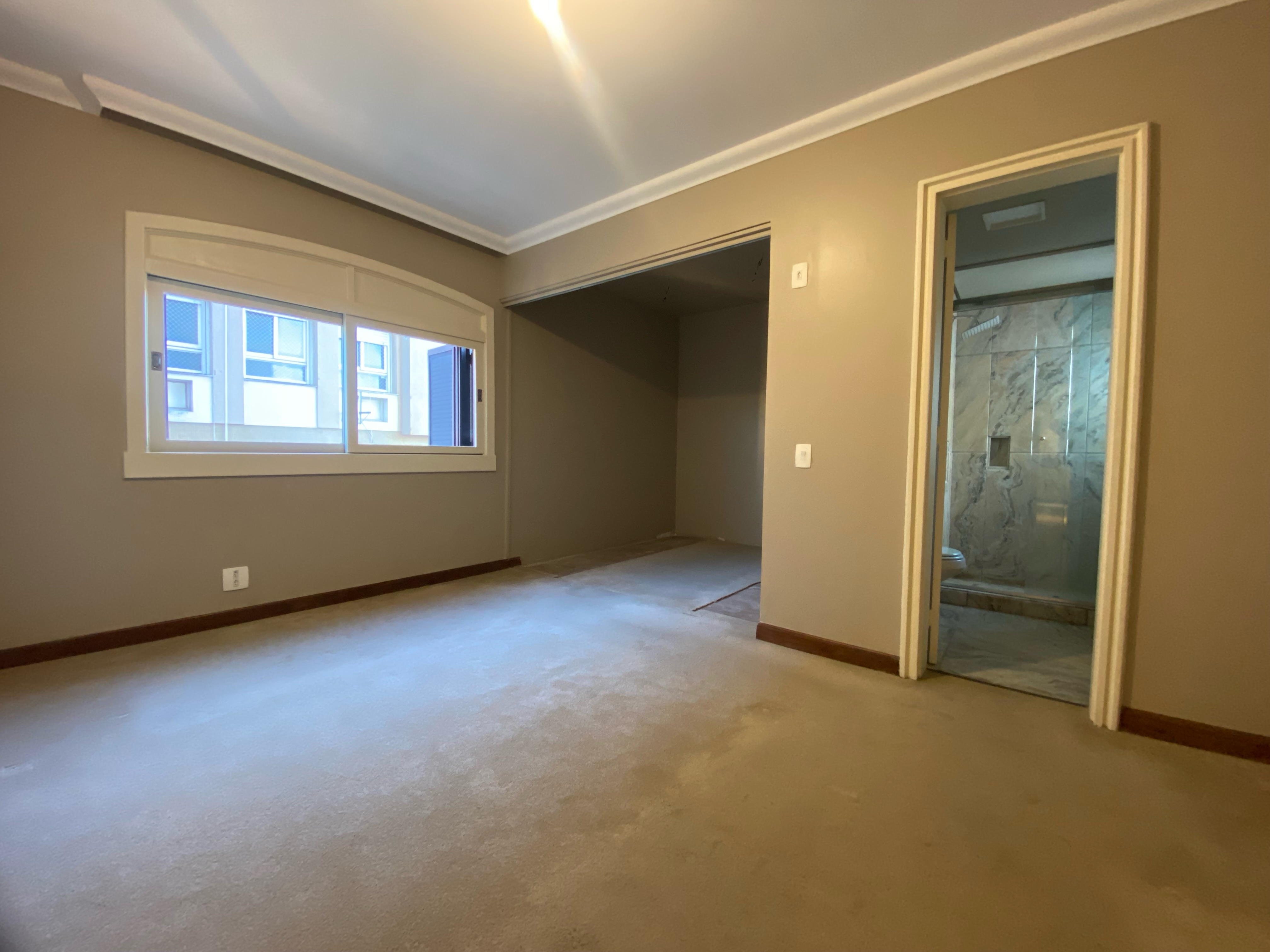 Apartamento à venda no Solar Santanna, Centro - 163 m², 3 quartos (sendo 1 suíte), armários planejados e ampla sacada com face norte. - 18