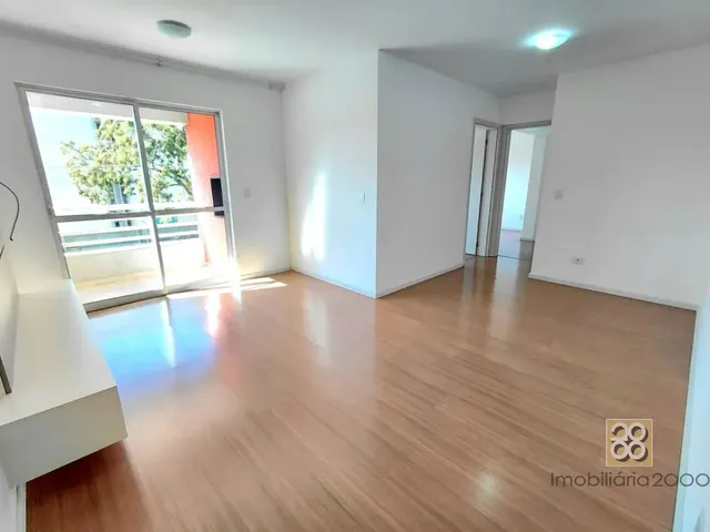 Apartamento 2 quartos e 1 banheiro, para alugar, no bairro Boa Vista em Curitiba