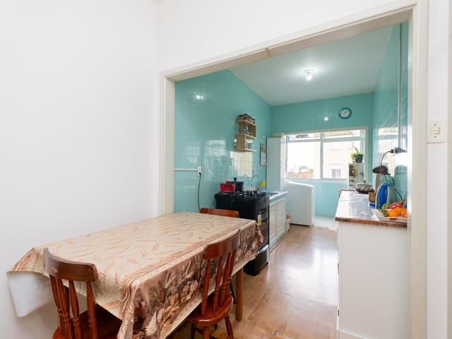Apartamento com 106m² 4 quartos e 2 banheiros, à venda, no bairro Centro em Pelotas