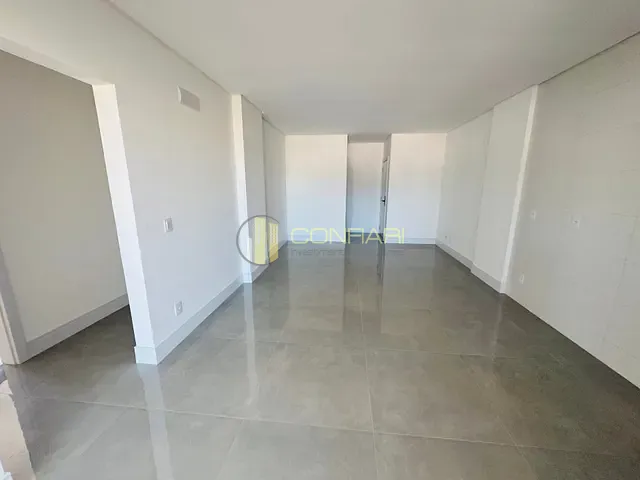 Apartamento 3 quartos e 3 banheiros, à venda, no bairro Pereque em Porto Belo