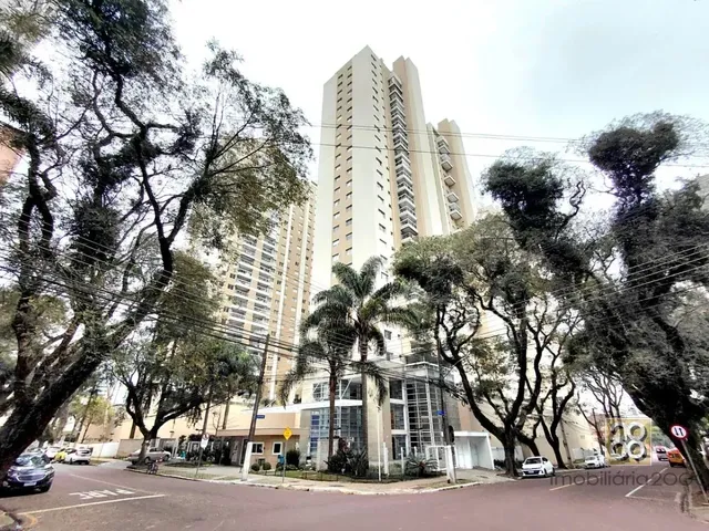 Apartamento 2 quartos e 1 banheiro, para alugar, no bairro Portão em Curitiba