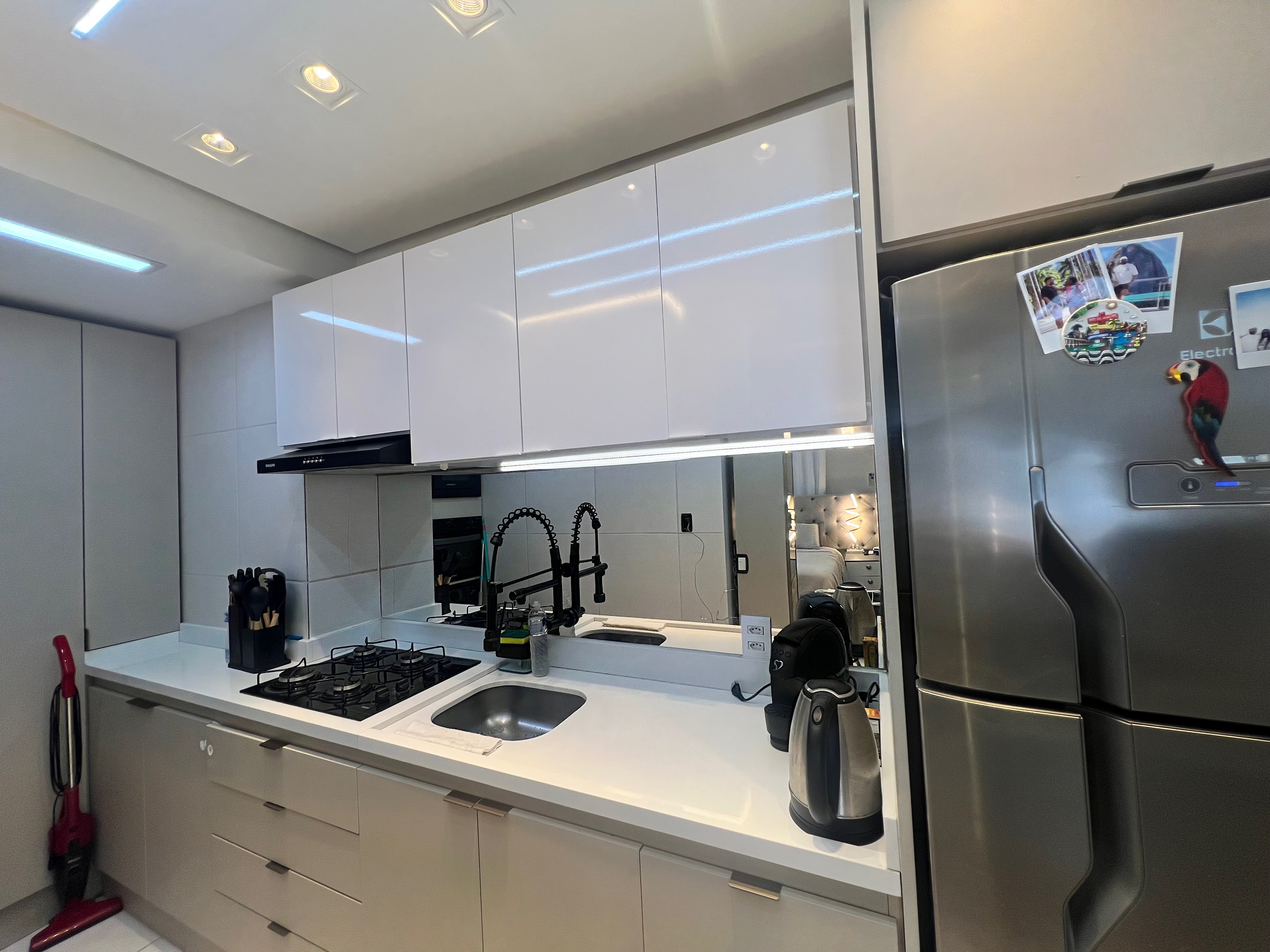 Apartamento mobiliado à venda no Connect JK, Centro - 55 m², 2 quartos (sendo 1 suíte), móveis de alto padrão, sacada e vaga. - 6