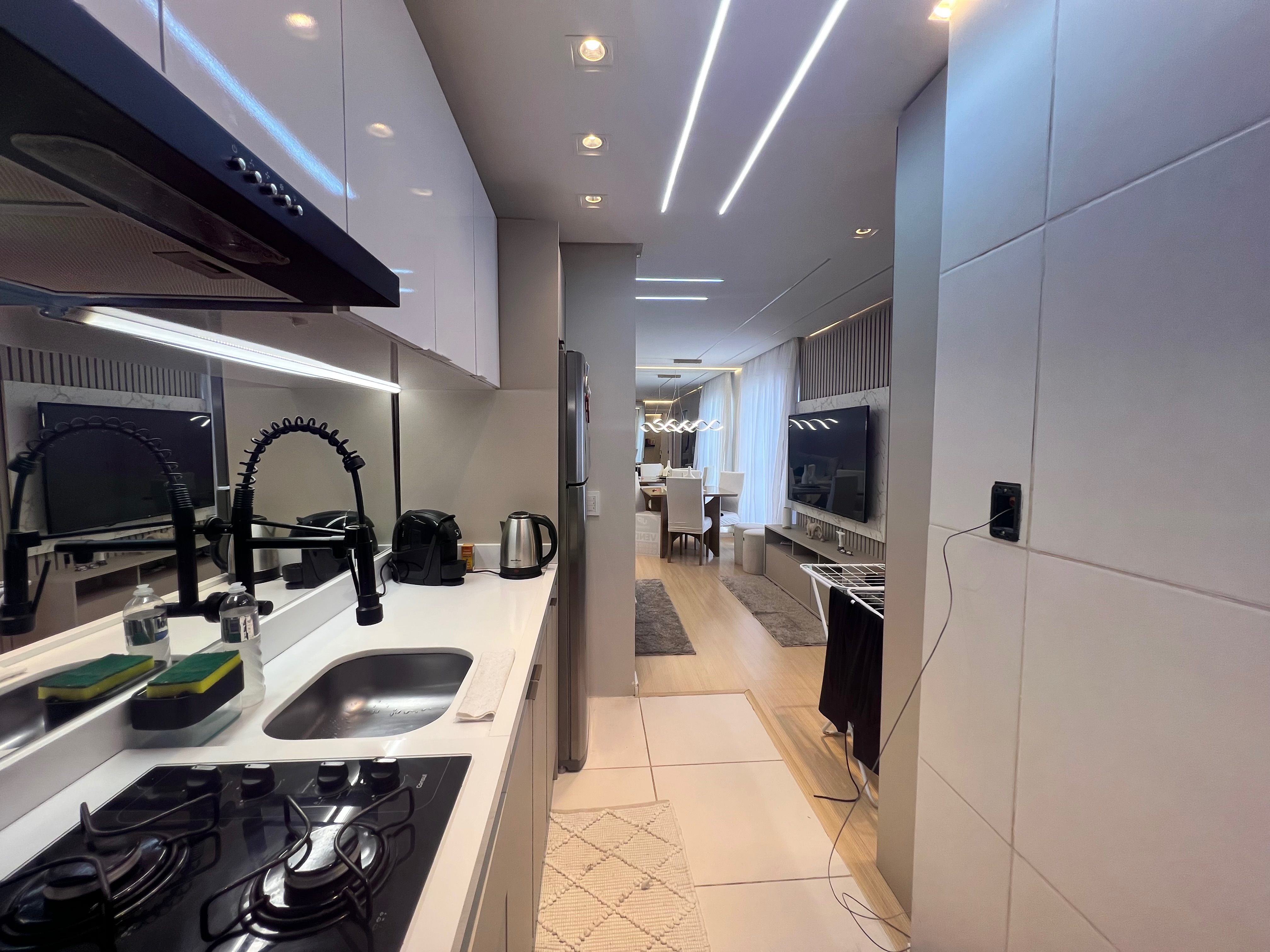Apartamento mobiliado à venda no Connect JK, Centro - 55 m², 2 quartos (sendo 1 suíte), móveis de alto padrão, sacada e vaga. - 8