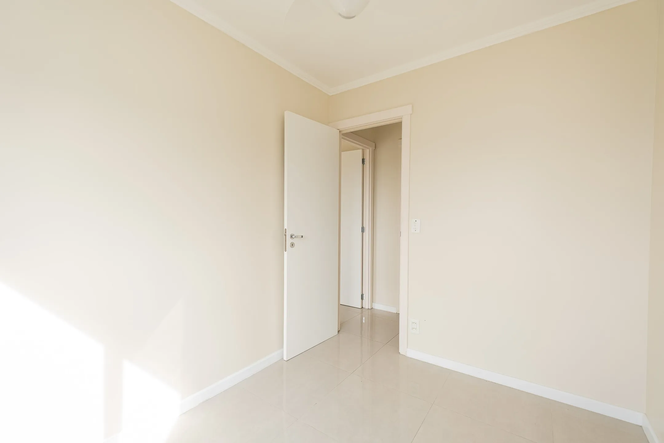 Apartamento com 2 Dormitórios para Aluguel no Bairro Areal em Pelotas RS com Excelente Localização, Conforto e Vaga de Garagem - 6