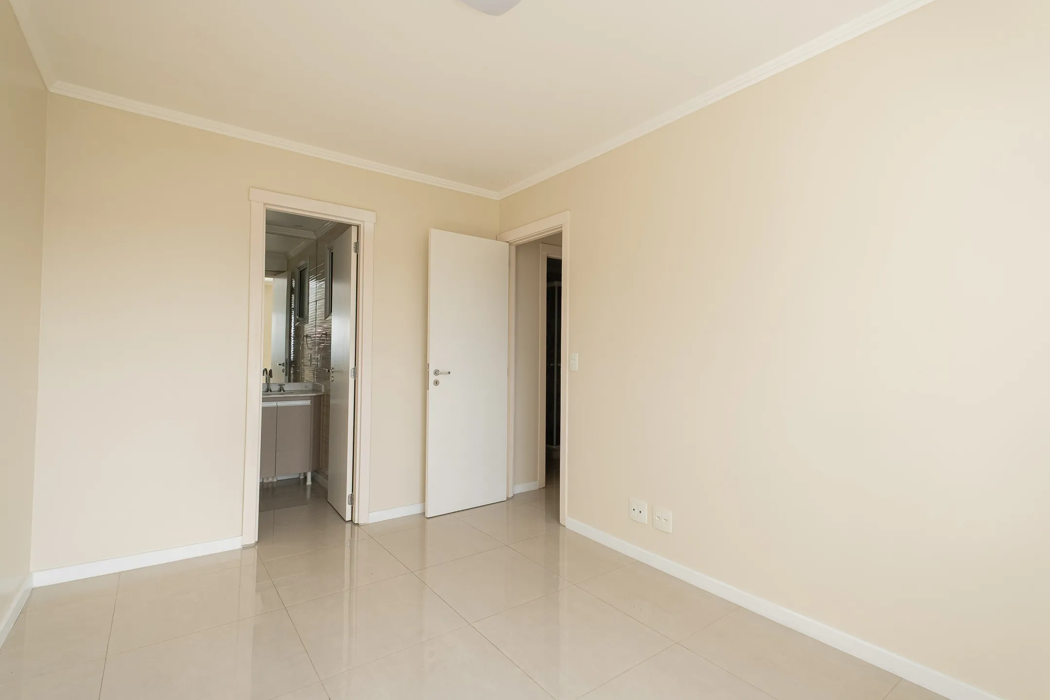 Apartamento com 2 Dormitórios para Aluguel no Bairro Areal em Pelotas RS com Excelente Localização, Conforto e Vaga de Garagem - 9
