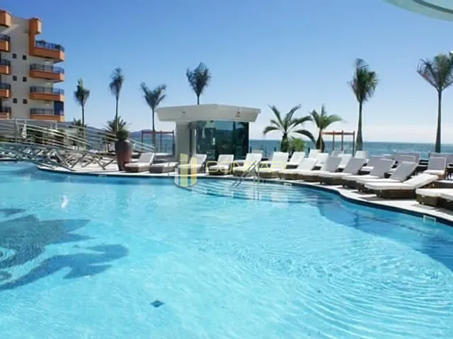 Apartamento 4 quartos e 4 banheiros, à venda, no bairro Meia Praia em Itapema
