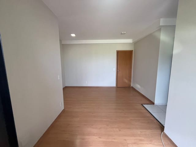 Apartamento com 109m² 3 quartos e 2 banheiros, para alugar, no bairro Terra Bonita em Londrina
