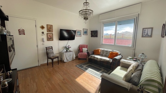 Apartamento 2 quartos e 1 banheiro, à venda, no bairro Centro em Pelotas