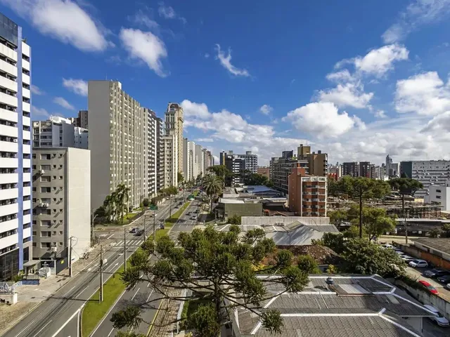 Apartamento 2 quartos e 1 banheiro, à venda, no bairro Batel em Curitiba
