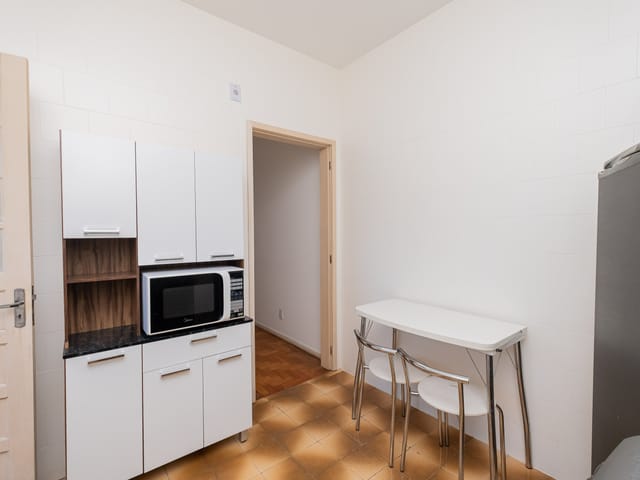 Apartamento 2 quartos e 2 banheiros, à venda, no bairro Centro em Pelotas