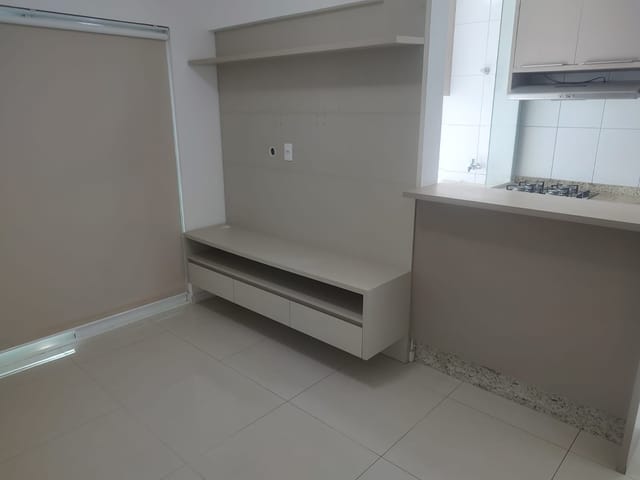 Apartamento 3 quartos e 2 banheiros, à venda, no bairro Jardim Higienópolis em Londrina