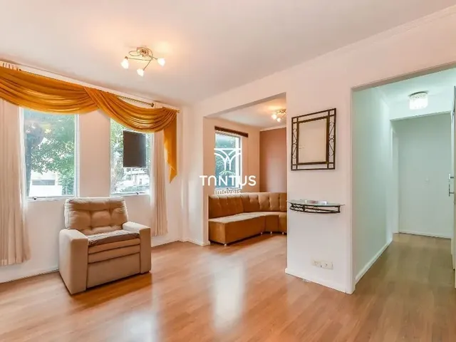 Apartamento 2 quartos e 1 banheiro, para alugar, no bairro Juvevê em Curitiba