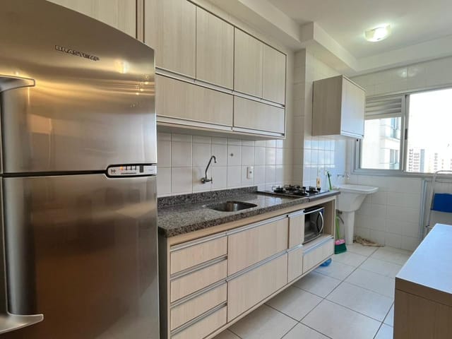 Apartamento com 113m² 3 quartos e 1 banheiro, para alugar, no bairro Gleba Fazenda Palhano em Londrina