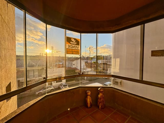 Apartamento com 169m² 2 quartos e 3 banheiros, à venda, no bairro Centro em Pelotas