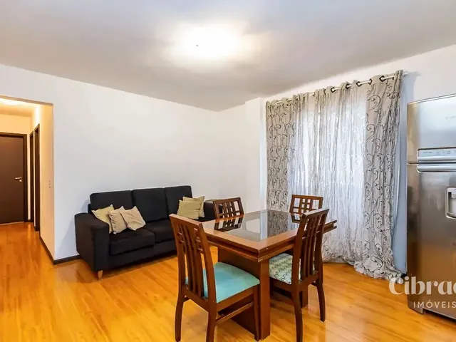 Apartamento 2 quartos e 1 banheiro, para alugar, no bairro Mercês em Curitiba