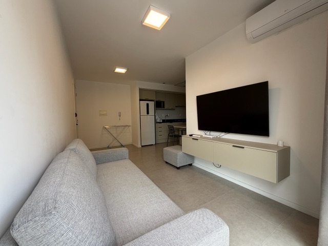 Apartamento com 62m² 2 quartos e 1 banheiro, à venda, no bairro Centro em Pelotas