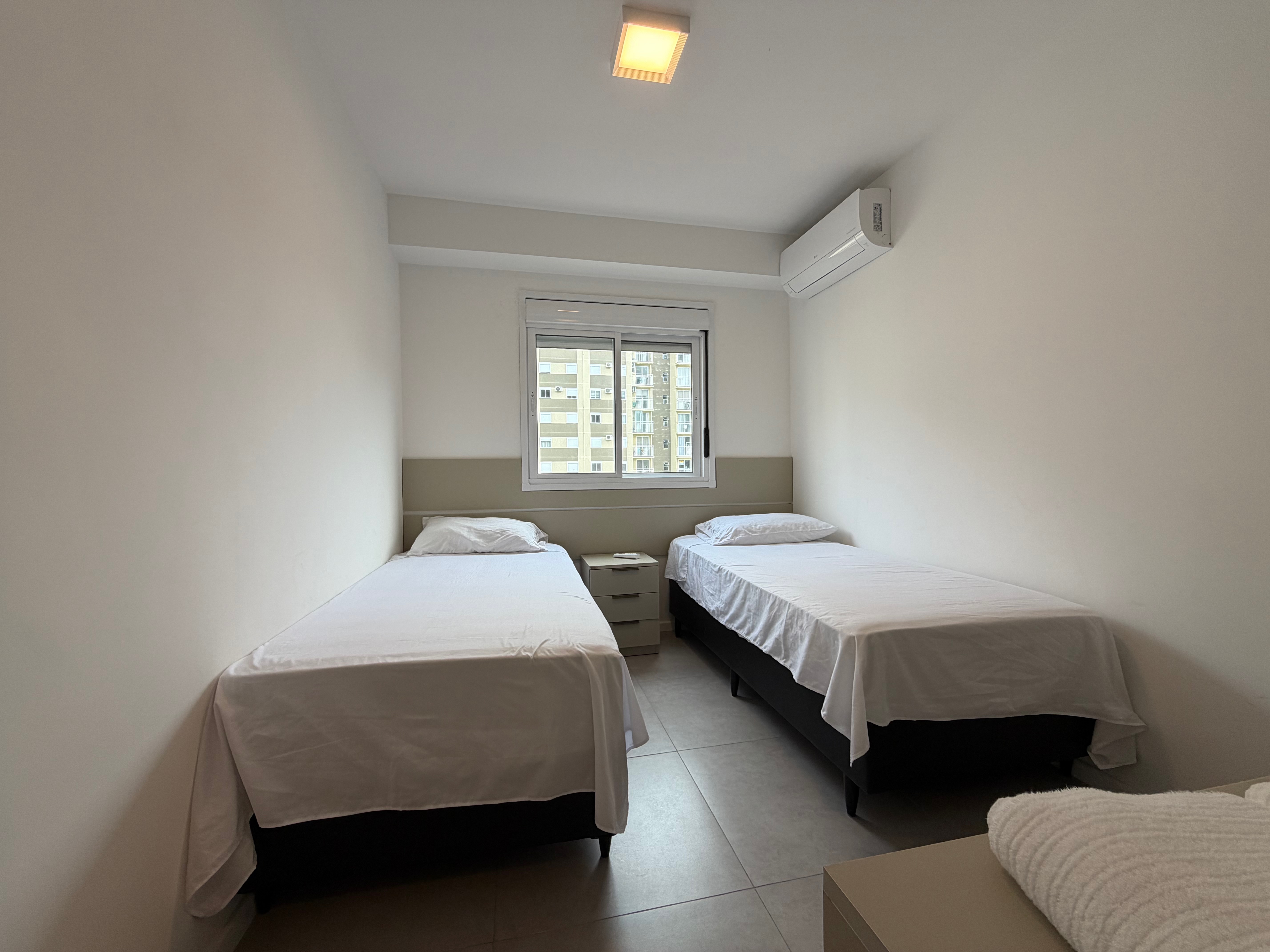 Apartamento mobiliado à venda no Acqua Parque Residence, Centro - 50 m², 2 quartos, cozinha planejada e sacada com ótima posição solar. - 11
