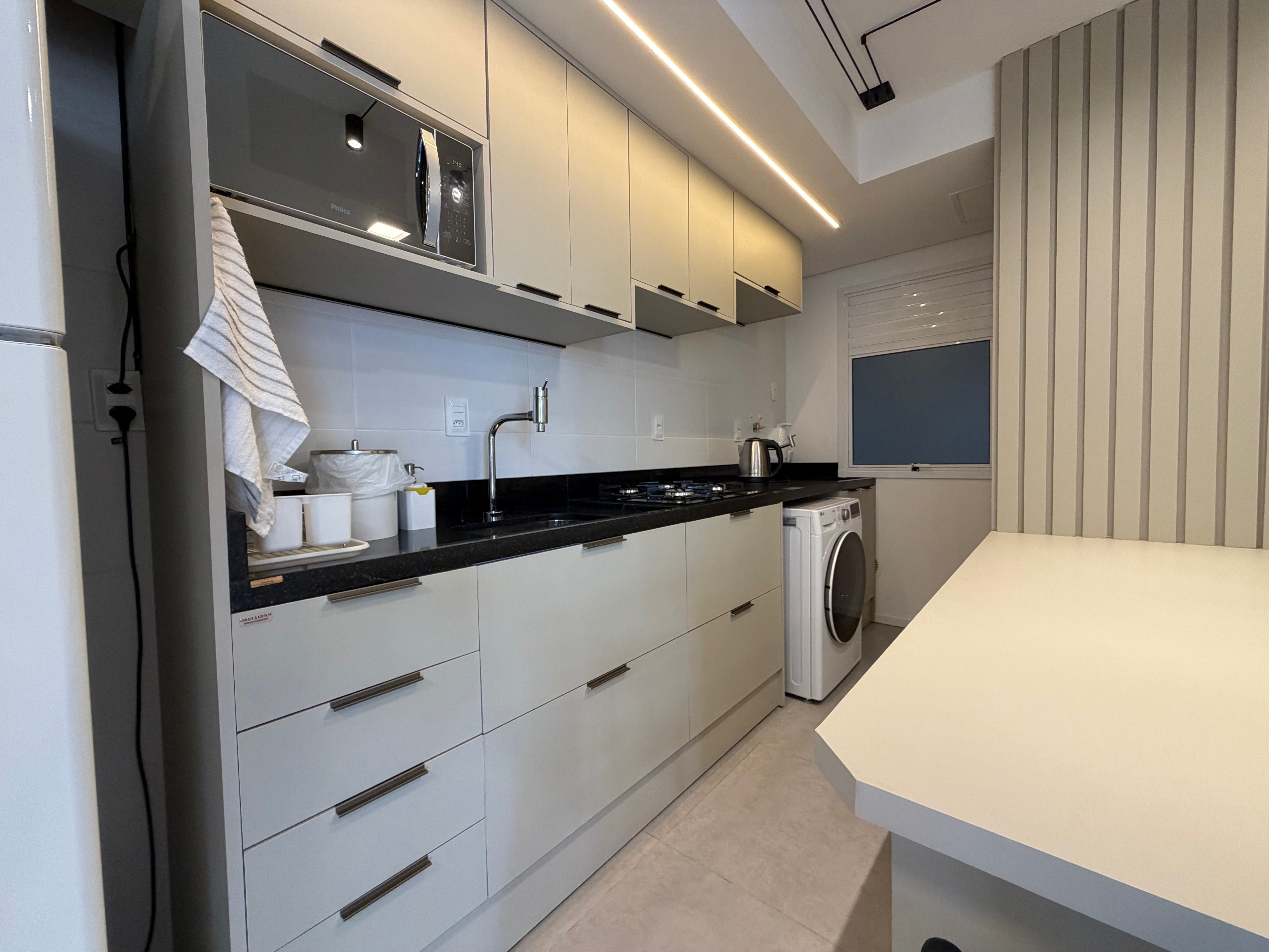 Apartamento mobiliado à venda no Acqua Parque Residence, Centro - 50 m², 2 quartos, cozinha planejada e sacada com ótima posição solar. - 6
