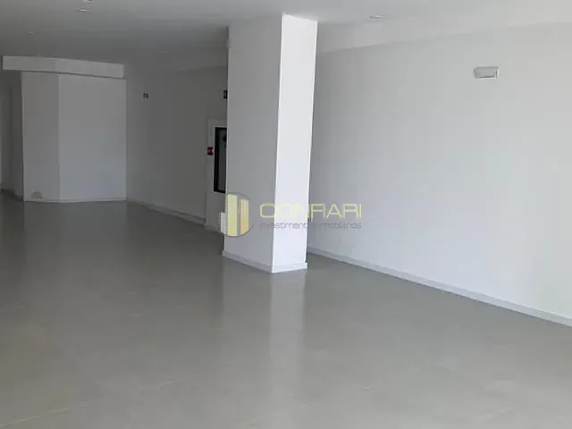 Apartamento 1 quarto e 1 banheiro, para alugar, no bairro Morretes em Itapema