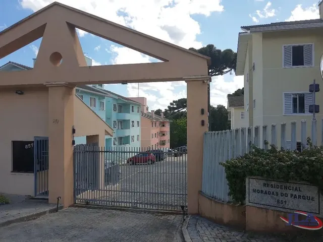 Apartamento 3 quartos e 2 banheiros, para alugar, no bairro Barreirinha em Curitiba