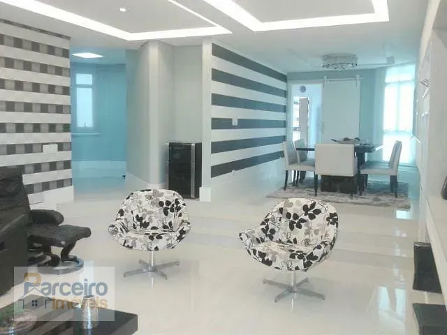 Cobertura / Penthouse com 379m² 3 quartos e 6 banheiros, à venda, no bairro Vila Gomes Cardim em São Paulo