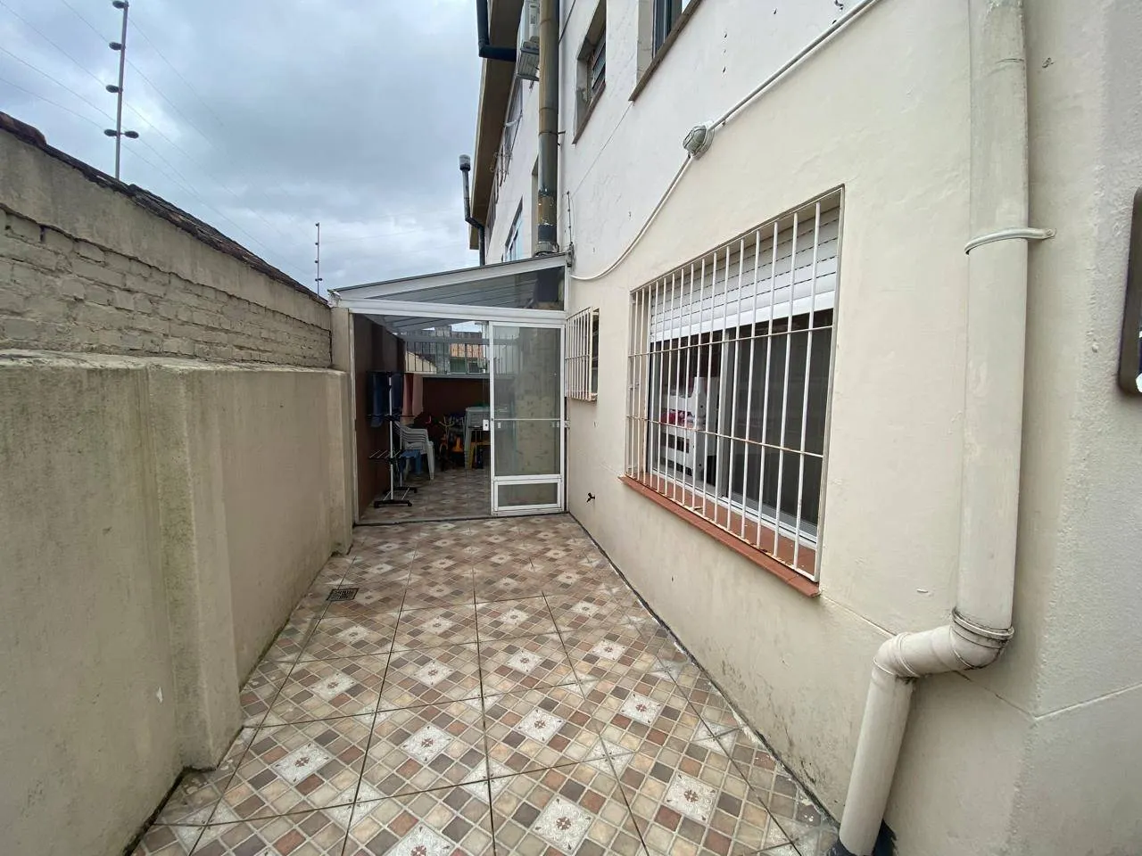 Apartamento à venda no Edifício General Argolo, Centro - 118 m², 3 quartos (sendo 1 suíte), móveis sob medida e vaga coberta. - 16