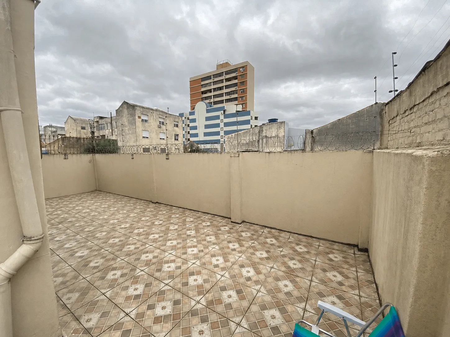 Apartamento à venda no Edifício General Argolo, Centro - 118 m², 3 quartos (sendo 1 suíte), móveis sob medida e vaga coberta. - 18