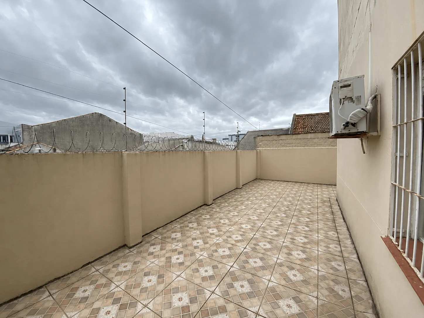 Apartamento à venda no Edifício General Argolo, Centro - 118 m², 3 quartos (sendo 1 suíte), móveis sob medida e vaga coberta. - 17