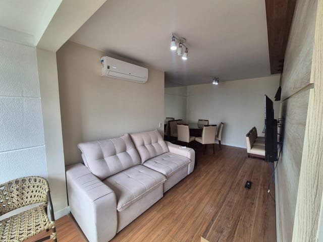Apartamento com 142m² 3 quartos e 2 banheiros, à venda, no bairro Gleba Palhano em Londrina