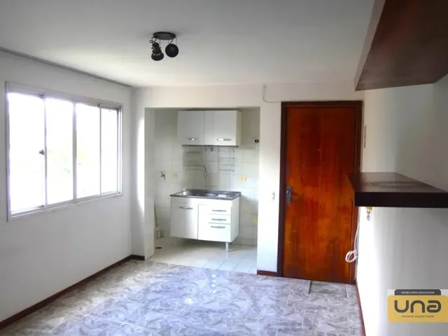 Apartamento 1 quarto e 1 banheiro, para alugar, no bairro AGUA VERDE em Curitiba