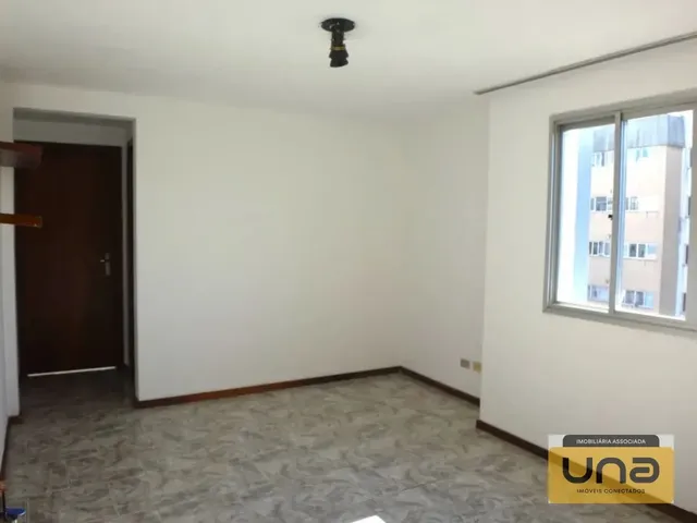 Apartamento 1 quarto e 1 banheiro, para alugar, no bairro AGUA VERDE em Curitiba