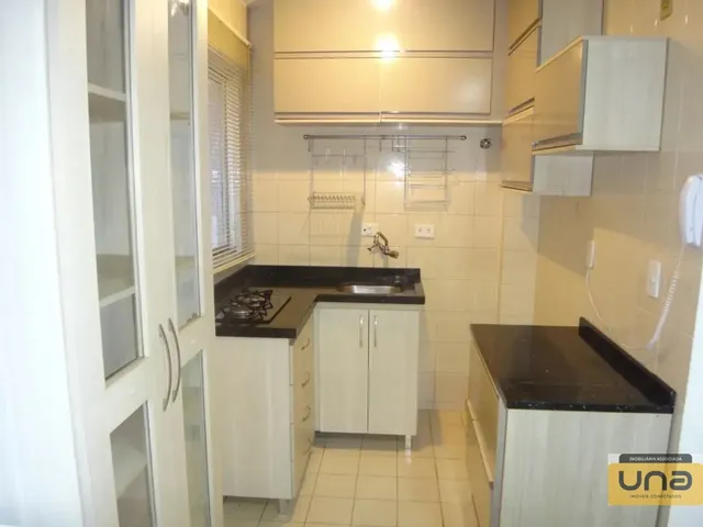 Apartamento 1 quarto e 1 banheiro, para alugar, no bairro CENTRO em Curitiba