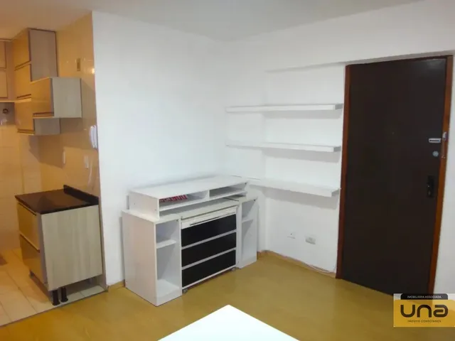 Apartamento 1 quarto e 1 banheiro, para alugar, no bairro CENTRO em Curitiba