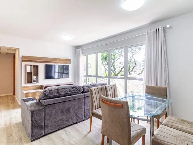Apartamento 2 quartos e 2 banheiros, para alugar, no bairro Água Verde em Curitiba