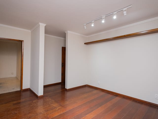 Apartamento 3 quartos e 3 banheiros, à venda, no bairro Areal em Pelotas