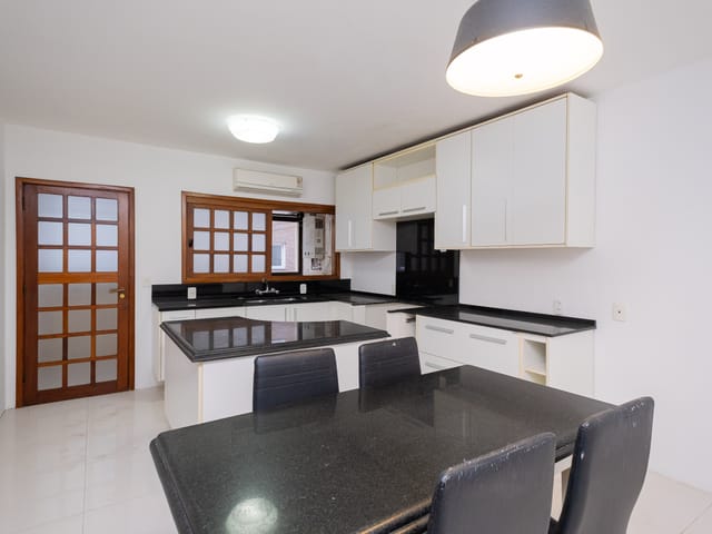 Apartamento 3 quartos e 3 banheiros, à venda, no bairro Areal em Pelotas