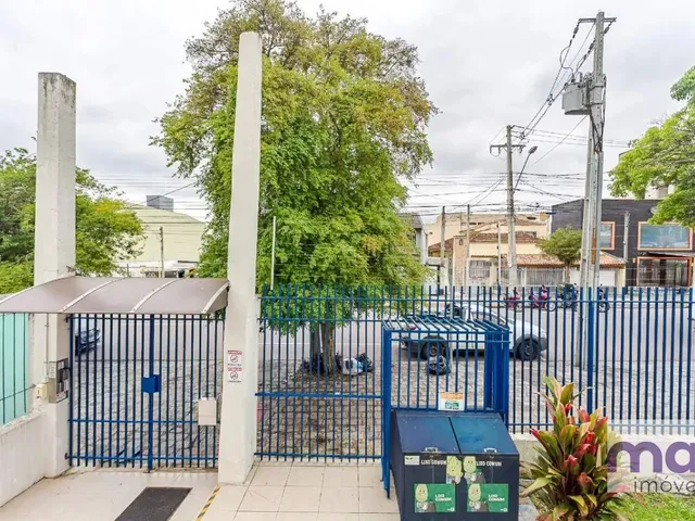 Apartamento 1 quarto e 1 banheiro, para alugar, no bairro Centro em Curitiba