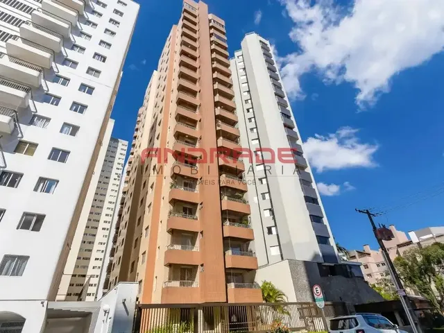 Apartamento 3 quartos e 3 banheiros, para alugar, no bairro Bigorrilho em Curitiba