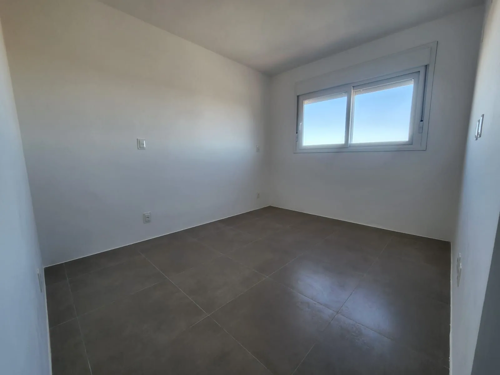 Apartamento à venda no Vitta Gardens Club, São Gonçalo - 70 m², 3 quartos (sendo 1 suíte), ampla sacada com churrasqueira e vaga coberta. - 10