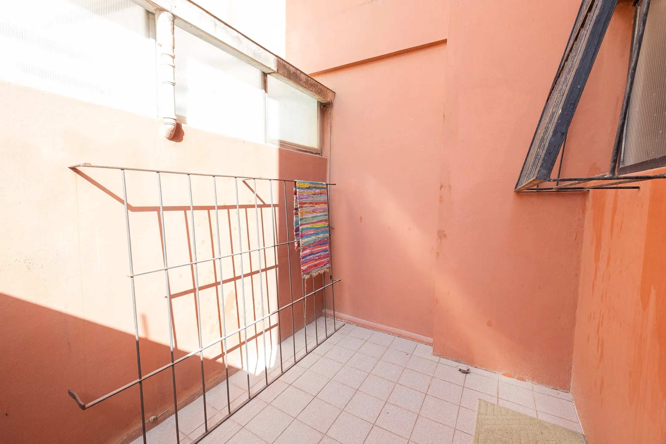 Apartamento à venda no Residencial Pelotas mobiliado, Centro - 54 m², 1 quarto, cozinha planejada, ótima iluminação natural e vaga coberta. - 11