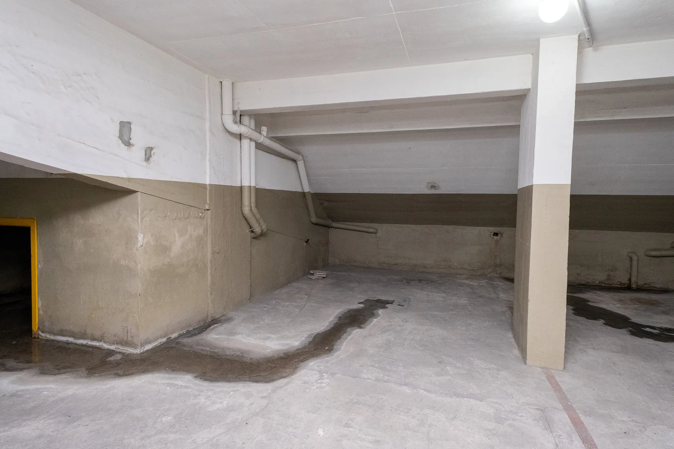 Apartamento à venda no Residencial Pelotas mobiliado, Centro - 54 m², 1 quarto, cozinha planejada, ótima iluminação natural e vaga coberta. - 12