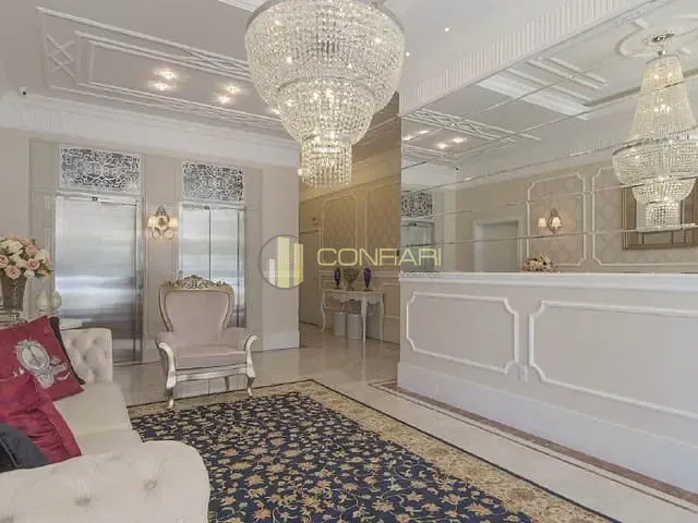 Apartamento com 426m² 4 quartos e 6 banheiros, à venda, no bairro Meia Praia em Itapema