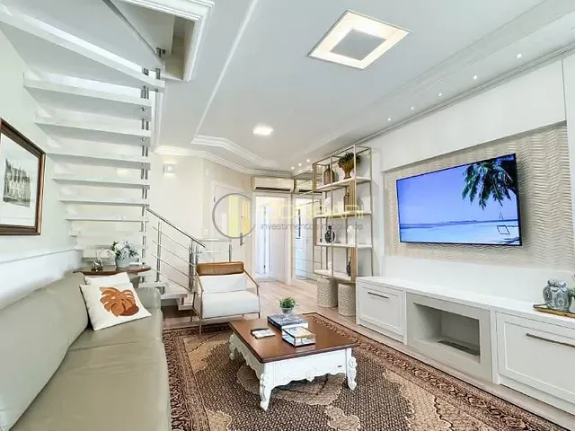 Apartamento com 426m² 4 quartos e 6 banheiros, à venda, no bairro Meia Praia em Itapema