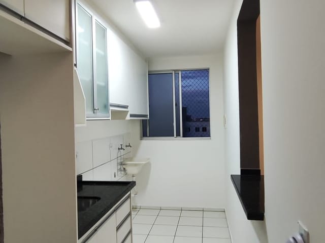 Apartamento 2 quartos e 1 banheiro, para alugar, no bairro Gleba Fazenda Palhano em Londrina
