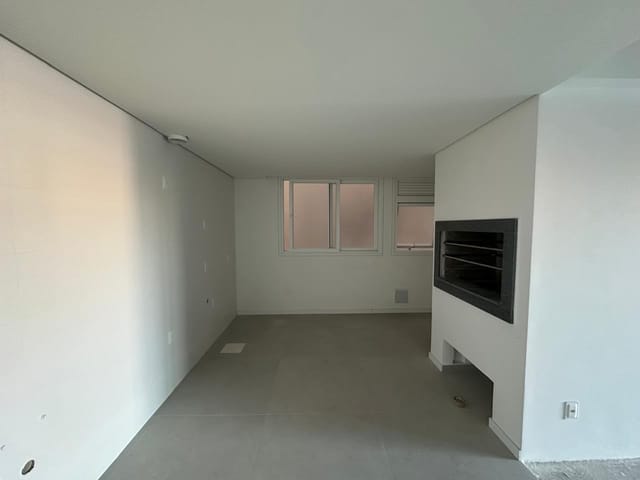 Apartamento 2 quartos e 2 banheiros, à venda, no bairro Centro em Pelotas