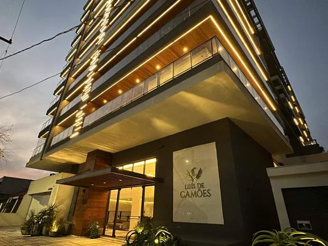 Apartamento com 97m² 2 quartos e 2 banheiros, à venda, no bairro Centro em Pelotas