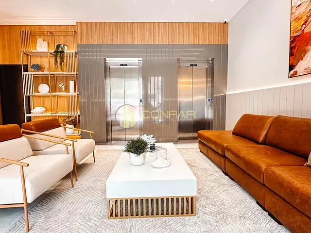 Apartamento com 230m² 3 quartos e 4 banheiros, à venda, no bairro Meia Praia em Itapema