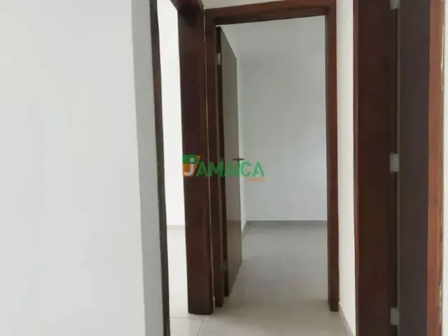 Apartamento 2 quartos e 1 banheiro, para alugar, no bairro Paloma em Colombo