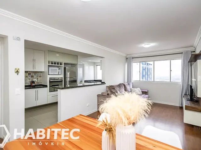 Apartamento 3 quartos e 2 banheiros, à venda, no bairro Cristo Rei em Curitiba